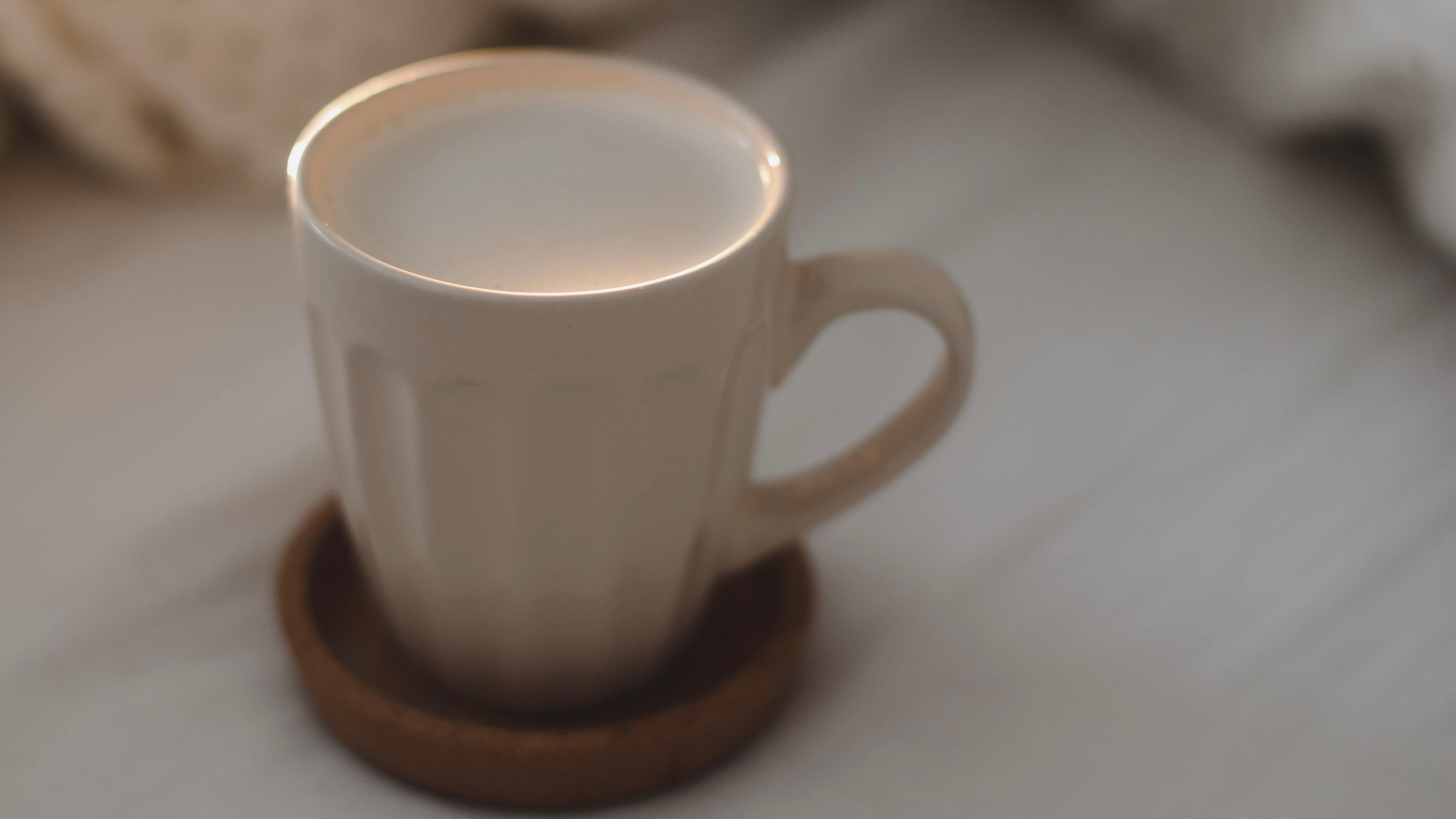Oat Milk and Sleep. A Natural Sedative and Stress-Reliever - MYOM Shop