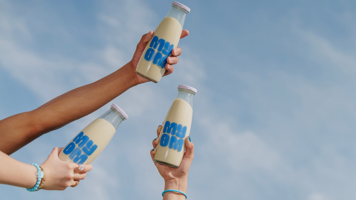 MYOM low fat, low calorie, low sugar Oat Milk, fortified with essential nutrients – calcium, vitamin d3, vitamin B12 and iodine